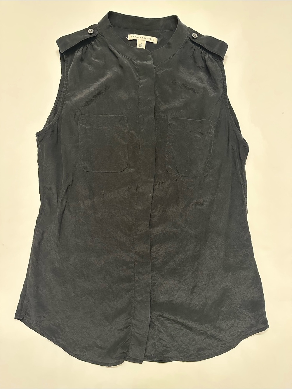 Banana Republic 100% Silk Black Sleeveless Blouse Size 4